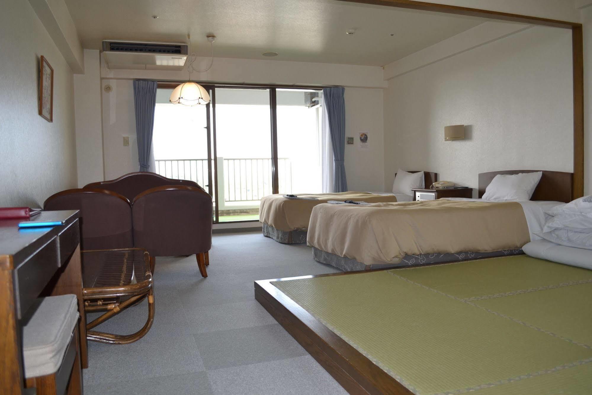 Kanehide Onna Marine View Palace Exterior foto